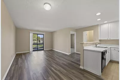 5307 Stonemeadow Avenue #F, Columbus, OH 43220 - Photo 6