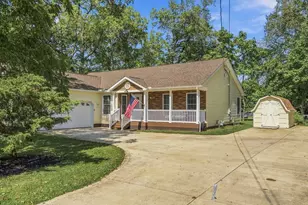 210 Nichols St, Cardington, OH 43315 - Photo 1