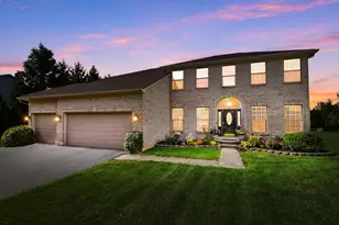 2315 Bold Venture Dr, Lewis Center, OH 43035 - Photo 1