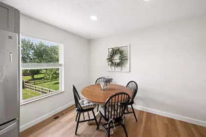 1868 Ashburn Drive, Delaware, OH 43015 - Photo 12