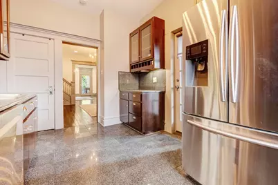 356 W Hubbard Avenue, Columbus, OH 43215 - Photo 16
