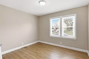 1356 Loretta Ave, Columbus, OH 43211 - Photo 8