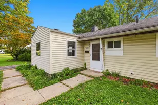1074 S Hampton Rd, Columbus, OH 43227 - Photo 6