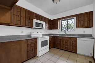 625 Country Club Dr, Newark, OH 43055 - Photo 10