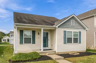 1405 Cedar Rapids Dr, Columbus, OH 43228 - Photo 2
