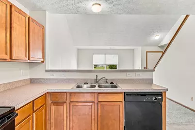 1405 Cedar Rapids Drive, Columbus, OH 43228 - Photo 14