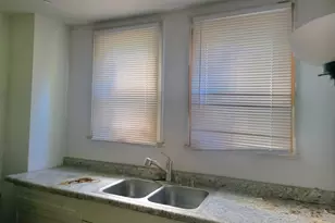 1081 Kelton Ave, Columbus, OH 43206 - Photo 10