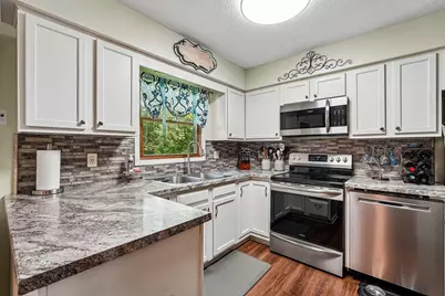 4422 Kauffman Road NW, Carroll, OH 43112 - Photo 4