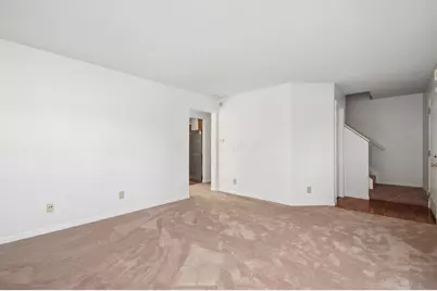 3033 Benchmark Drive, Columbus, OH 43219 - Photo 4