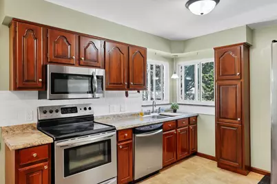 755 Wiltshire Road, Columbus, OH 43204 - Photo 12