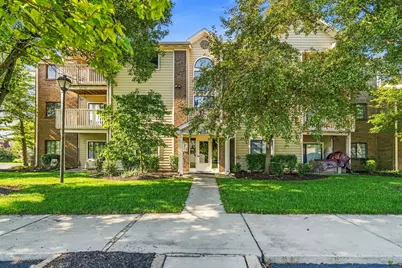 6823 Meadow Creek Drive #208, Columbus, OH 43235 - Photo 1