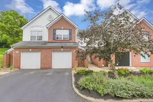 5785 Albany Green, Westerville, OH 43081 - Photo 2