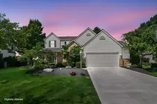 5628 Westbriar Dr, Hilliard, OH 43026 - Photo 1