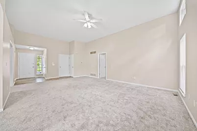 2633 Wallcrest Boulevard, Columbus, OH 43231 - Photo 16