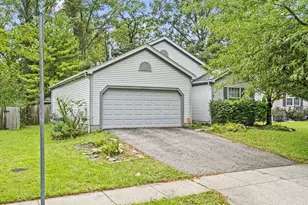 2633 Wallcrest Blvd, Columbus, OH 43231 - Photo 2