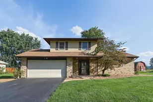82 Imperial Dr SW, Etna, OH 43062 - Photo 1