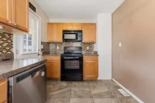 1713 Huy Rd, Columbus, OH 43224 - Photo 12