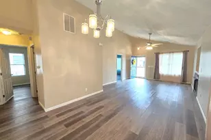 2253 Kilchurn Dr, Marion, OH 43302 - Photo 10