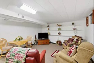 171 Maple Dr, Columbus, OH 43228 - Photo 32