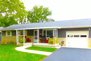 171 Maple Dr, Columbus, OH 43228 - Photo 1