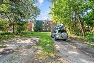 108 W Weber Rd, Columbus, OH 43202 - Photo 26