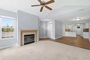 2388 Willowside Ln, Grove City, OH 43123 - Photo 10