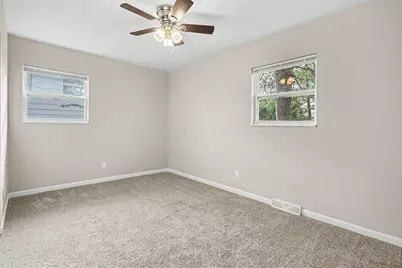 5015 Fullerton Drive, Columbus, OH 43232 - Photo 16