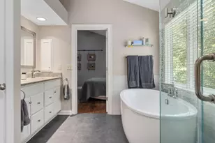 403 Ashmoore Cir E, Powell, OH 43065 - Photo 4