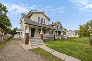 1465 Genessee Ave, Columbus, OH 43211 - Photo 2