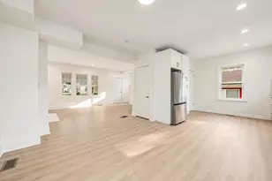 1465 Genessee Ave, Columbus, OH 43211 - Photo 12