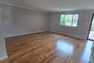 5225 Wolf Run, Columbus, OH 43230 - Photo 4