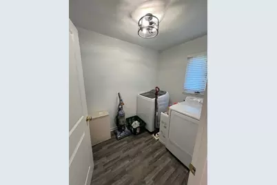 4000 Ritamarie Drive, Columbus, OH 43220 - Photo 10