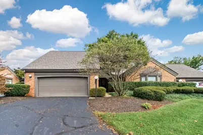 4766 Dierker Road #8, Upper Arlington, OH 43220 - Photo 2