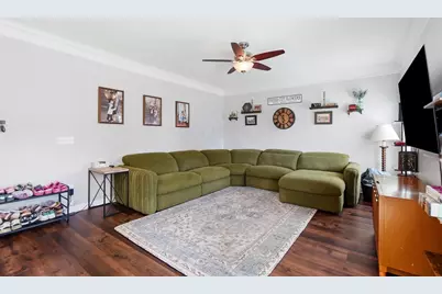394 Hemhill Drive, Galloway, OH 43119 - Photo 6