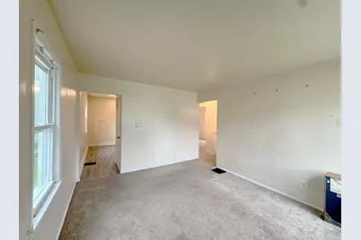955 E 18th Avenue, Columbus, OH 43211 - Photo 2