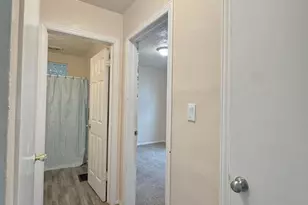 955 E 18th Ave, Columbus, OH 43211 - Photo 8