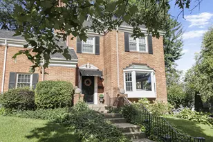 413 N High St, Lancaster, OH 43130 - Photo 2