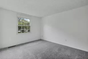 6660 Skywae Dr, Columbus, OH 43229 - Photo 14