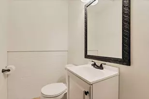 6660 Skywae Dr, Columbus, OH 43229 - Photo 20