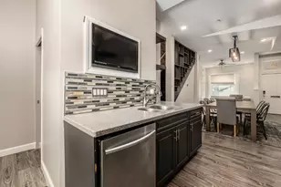 30 W 4th Ave, Columbus, OH 43201 - Photo 18