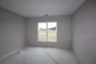 5810 Creekview Dr, Powell, OH 43065 - Photo 2