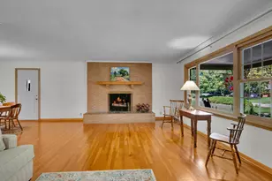 435 E Schreyer Pl, Columbus, OH 43214 - Photo 10