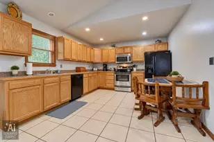 668 Floral Valley Dr E, Howard, OH 43028 - Photo 30