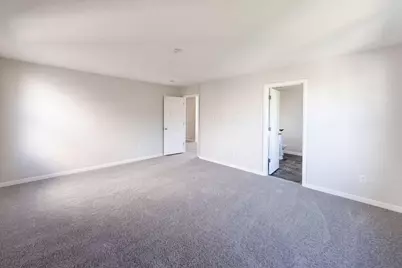 4058 Leontria Avenue, Columbus, OH 43219 - Photo 4