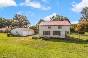 120 Carson Ln, Little Hocking, OH 45742 - Photo 6