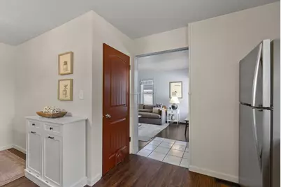 271 E Jenkins Avenue, Columbus, OH 43207 - Photo 10