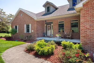 809 Sara Drive, Coshocton, OH 43812 - Photo 2