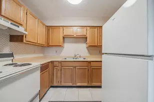 5885 Beechcroft Rd, Columbus, OH 43229 - Photo 12