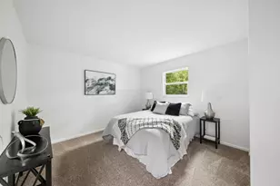1967 Dunning Rd, Columbus, OH 43219 - Photo 8