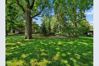 1362 Windham Road, Columbus, OH 43220 - Photo 16